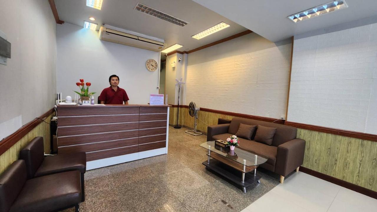 Chalita House Hotel Patong Exterior photo