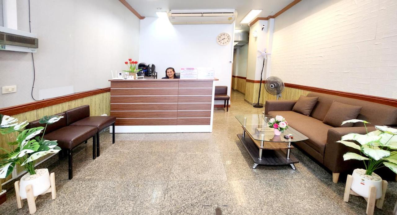 Chalita House Hotel Patong Exterior photo